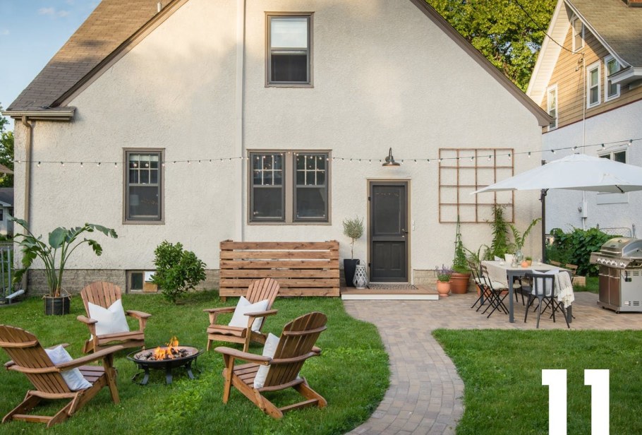 Двор в частном доме