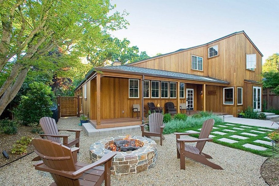 Американский двор в частный дом