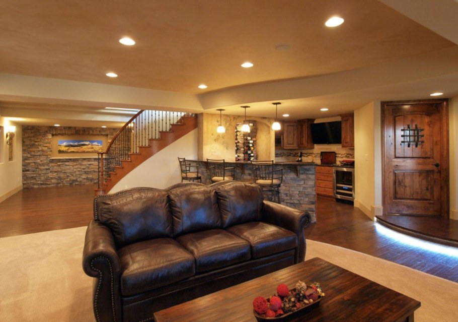 Интерьер подвала в частном доме