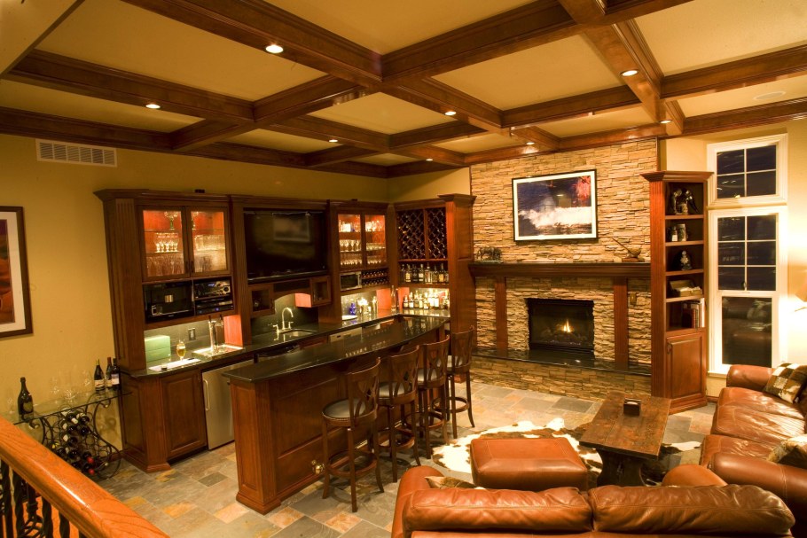 Цокольный этаж в загородном доме