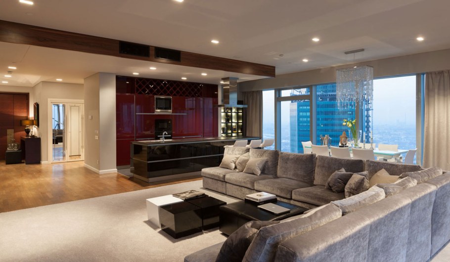 Гостиная с панорамными окнами