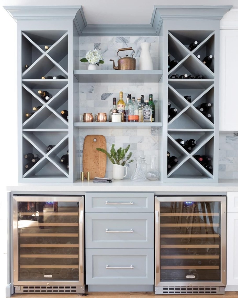 Кухни с полками