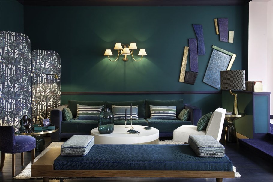Гостиная в темно зеленом и синем цвете