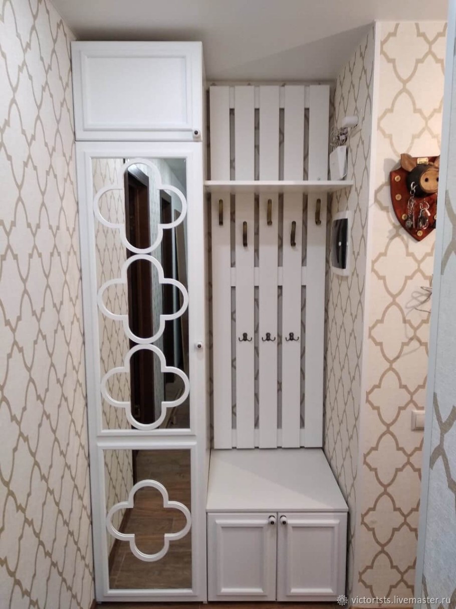 Шкаф в прихожую