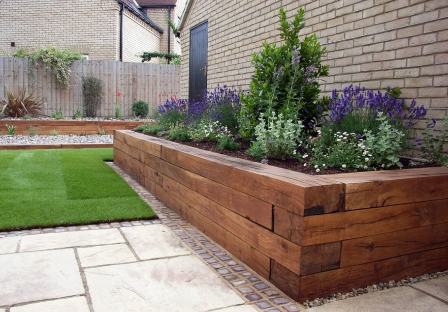 Клумбы высокие деревянные