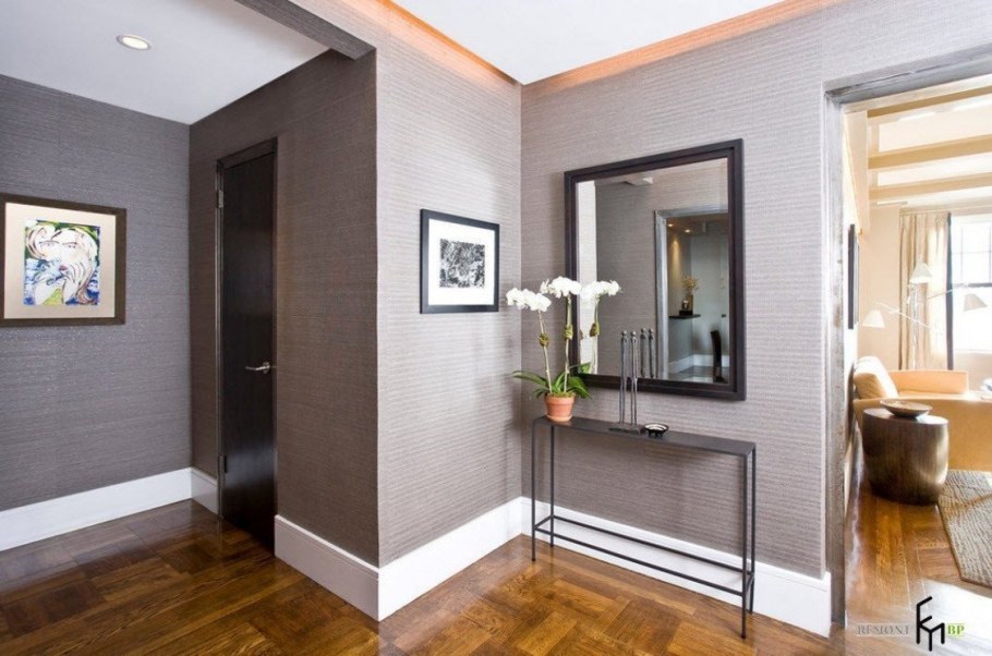 Белый плинтус в интерьере квартиры