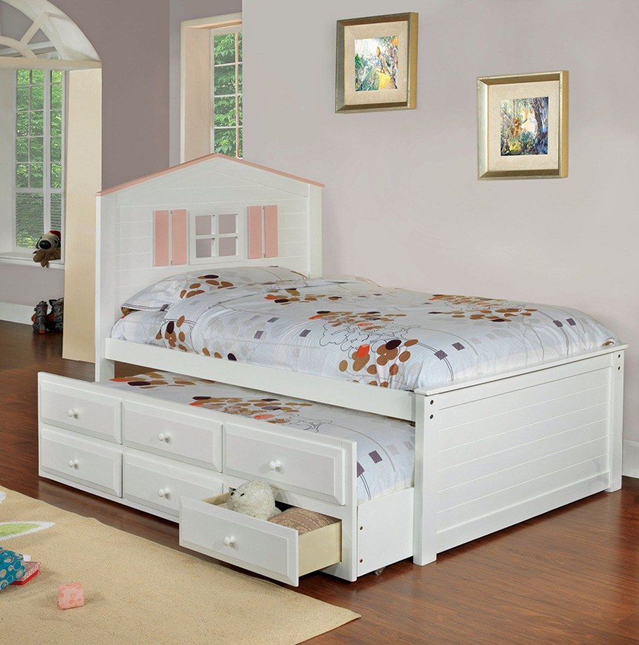 Кровать для детей с выдвижными ящиками