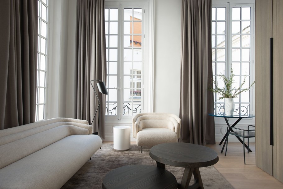 Шторы в минималистичном интерьере