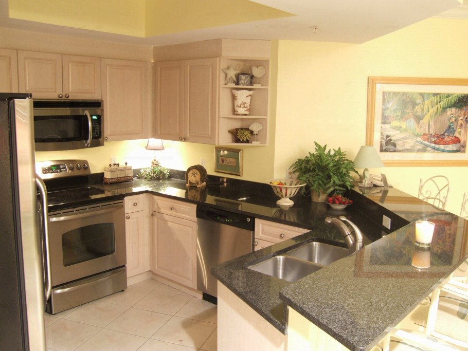 Кухня буквой г с барной стойкой