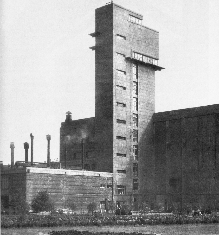 Здания конструктивизма в СПБ