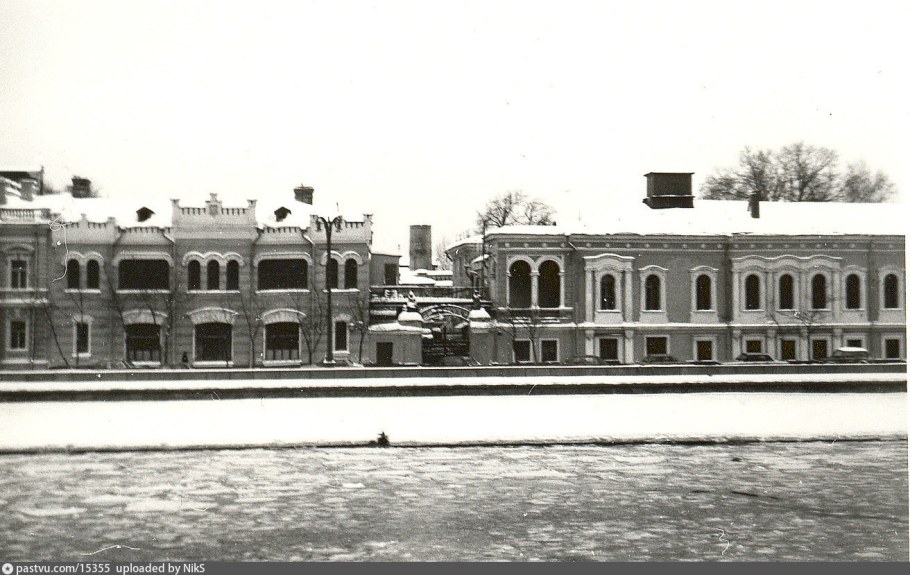 Завод листа на Софийской набережной