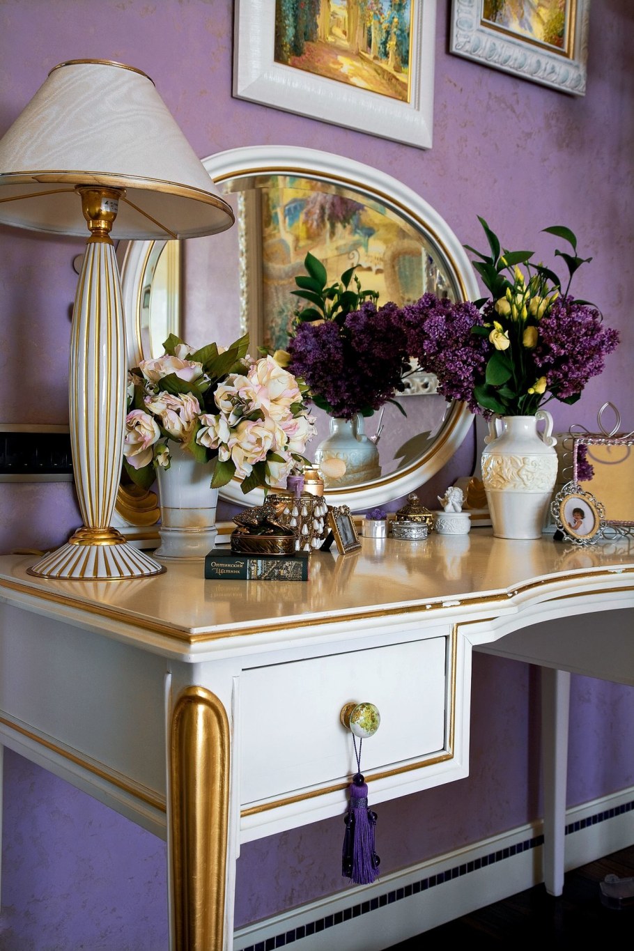 Цветы в классическом интерьере