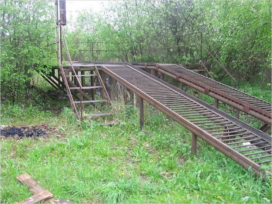 Ремонтная эстакада для автомобиля