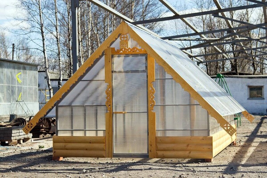 Деревянный каркас для теплицы