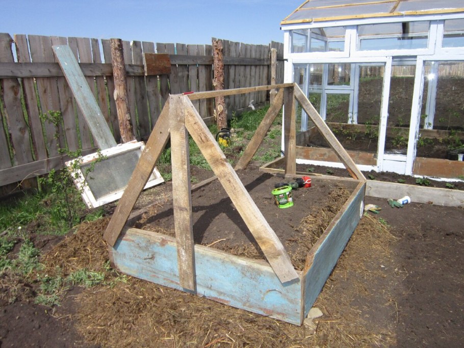 Деревянная теплица