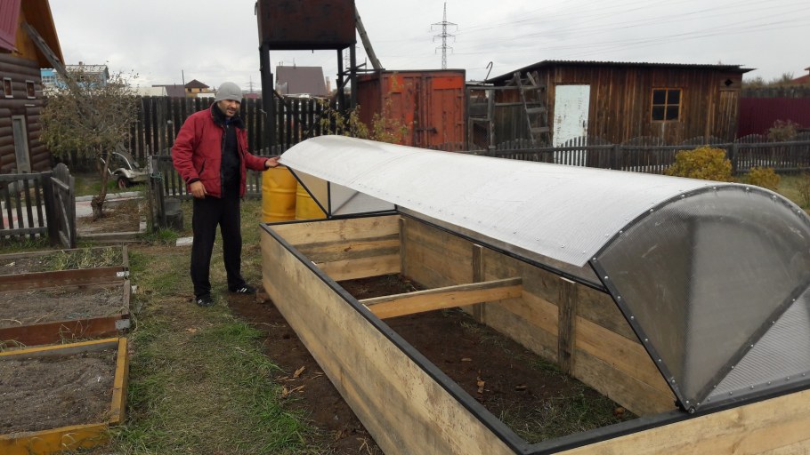 Парник из досок