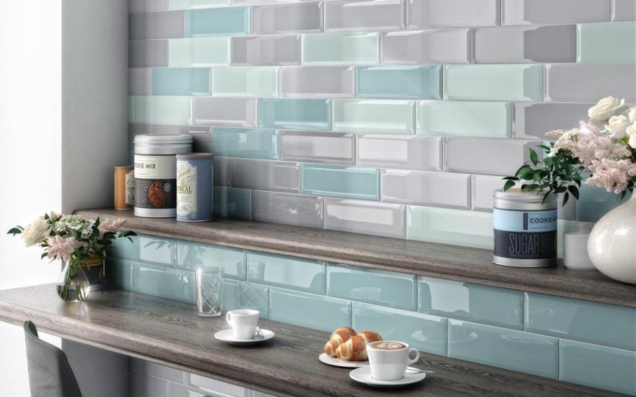 Плитка Аккорд белый грань 9010