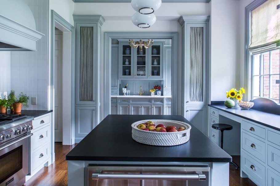 Кухни мятные в современном стиле