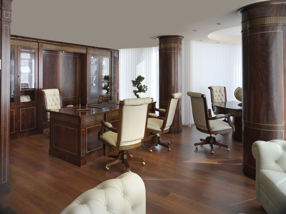 Интерьер кабинета руководителя