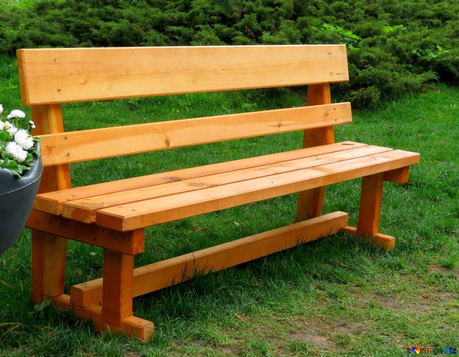 Деревянные лавки для дачи