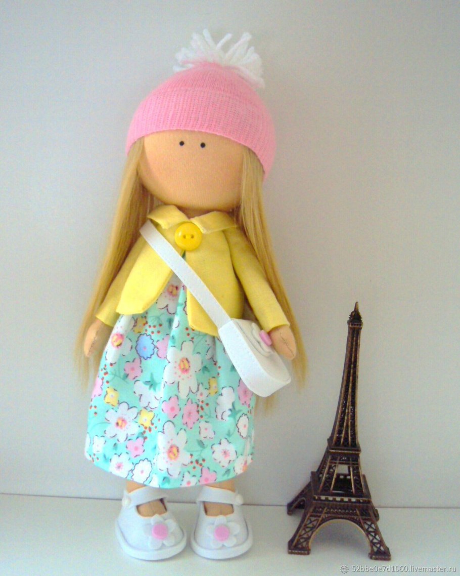 Кукла большеножка в платье