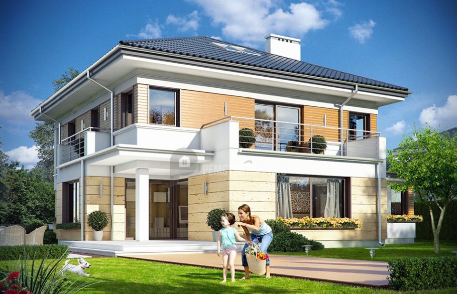 Двухэтажный дом с балконом