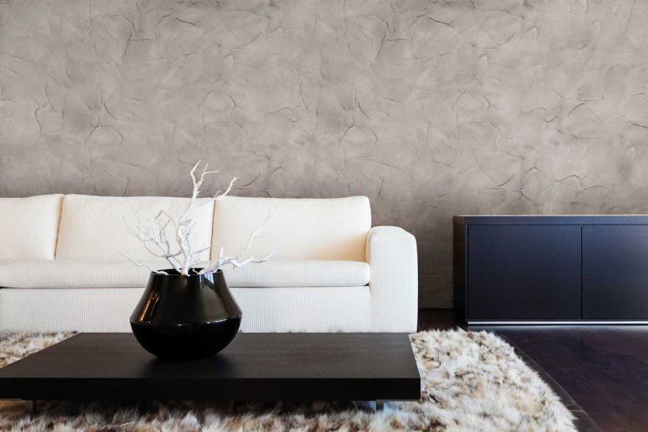 Декоративная штукатурка в интерьере гостиной