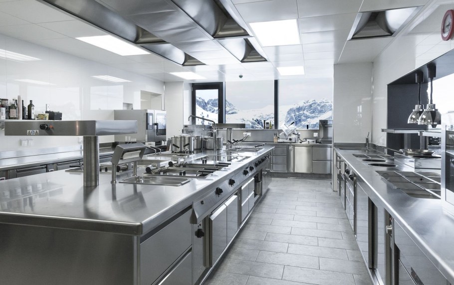 Оборудование для кухни ресторана