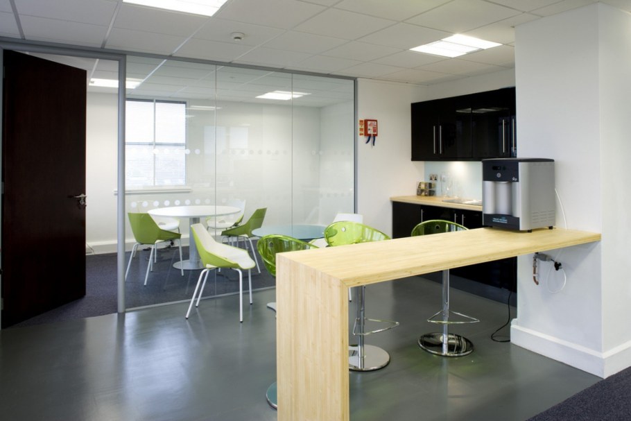 Кухонное пространство в офисе