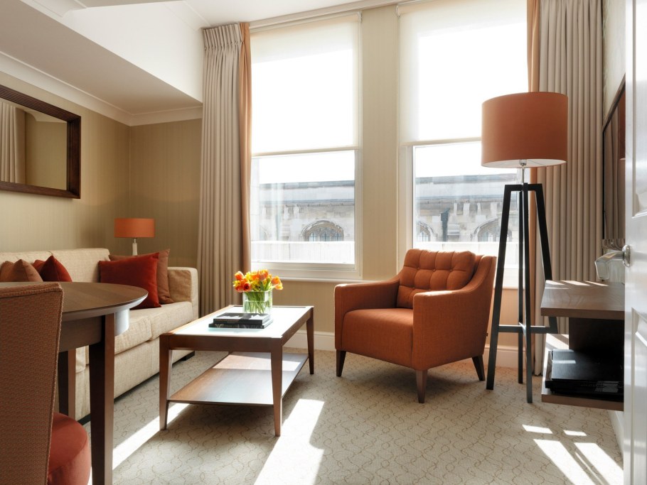 Ненавязчивый интерьер