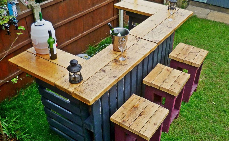 Садовая мебель из подручных материалов