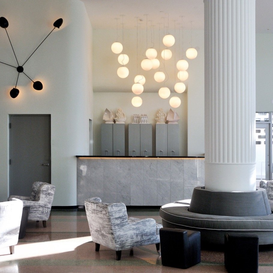 Колонны в интерьере