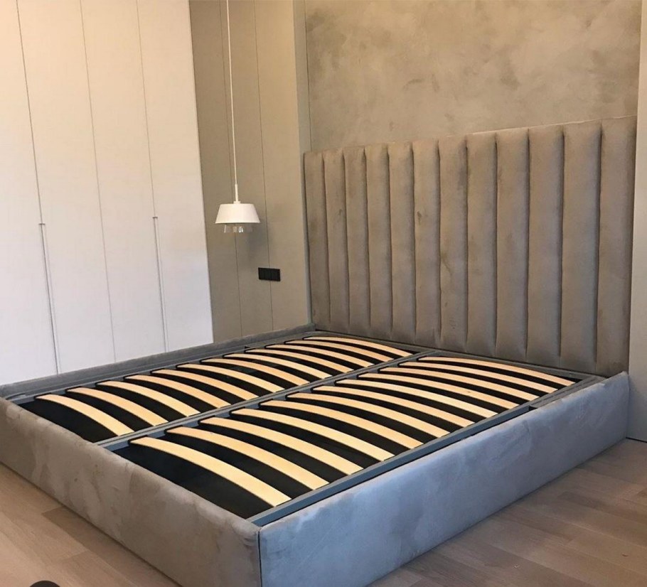 Кровать с вертикальной стяжкой