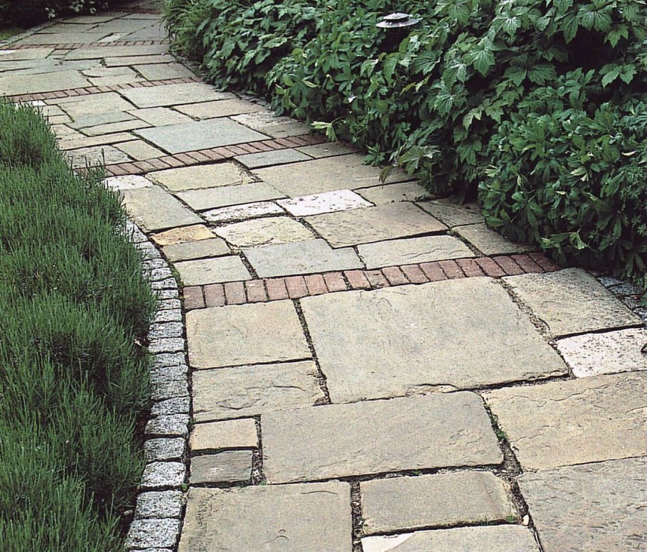 Плитняк шунгит мощение