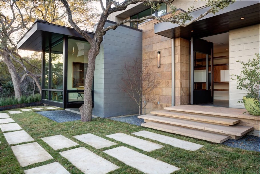 Входная группа в частный дом