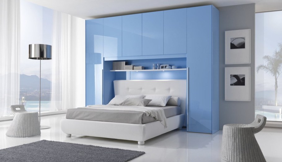 Спальный гарнитур голубой