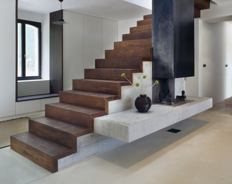 Лестница в интерьере