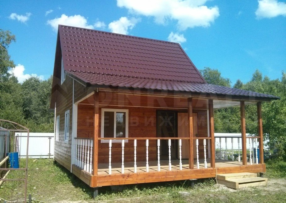 Садовый дом с террасой