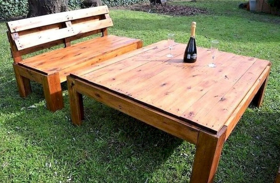 Стол деревянный для дачи