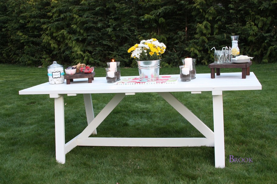 Стол для дачи
