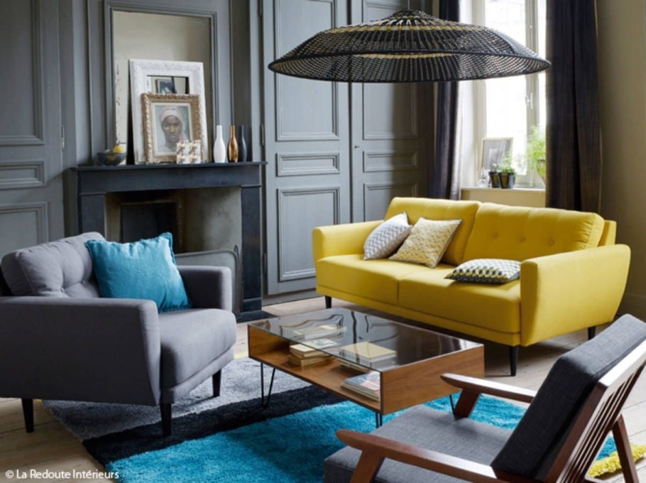 Желтый диван в интерьере