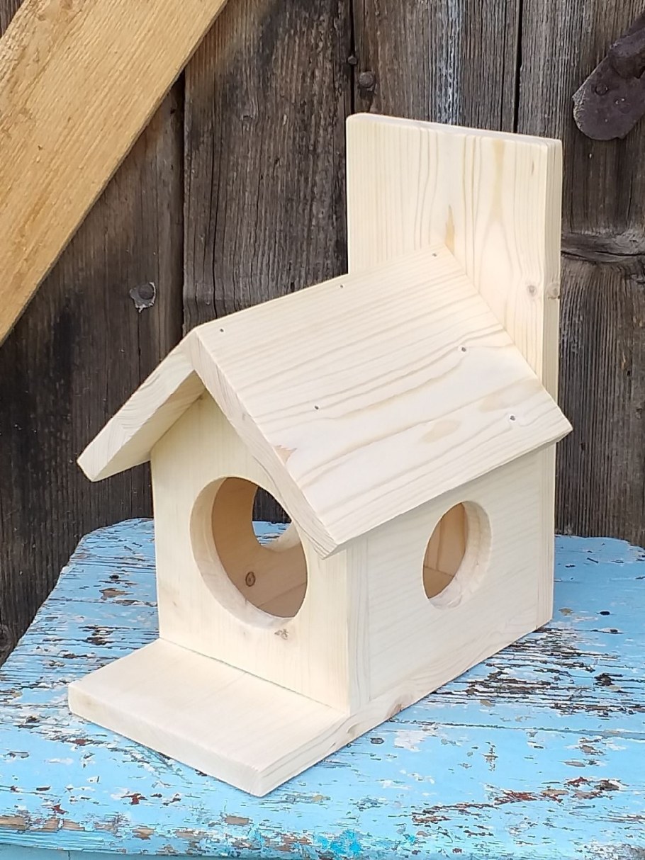 Кормушка для белок