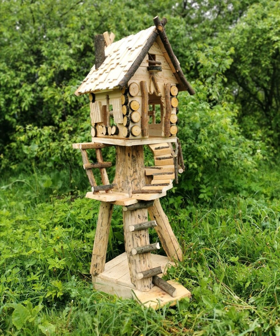 Домик для белочки