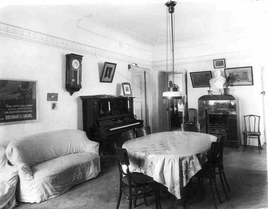 Интерьер квартиры в Российской империи