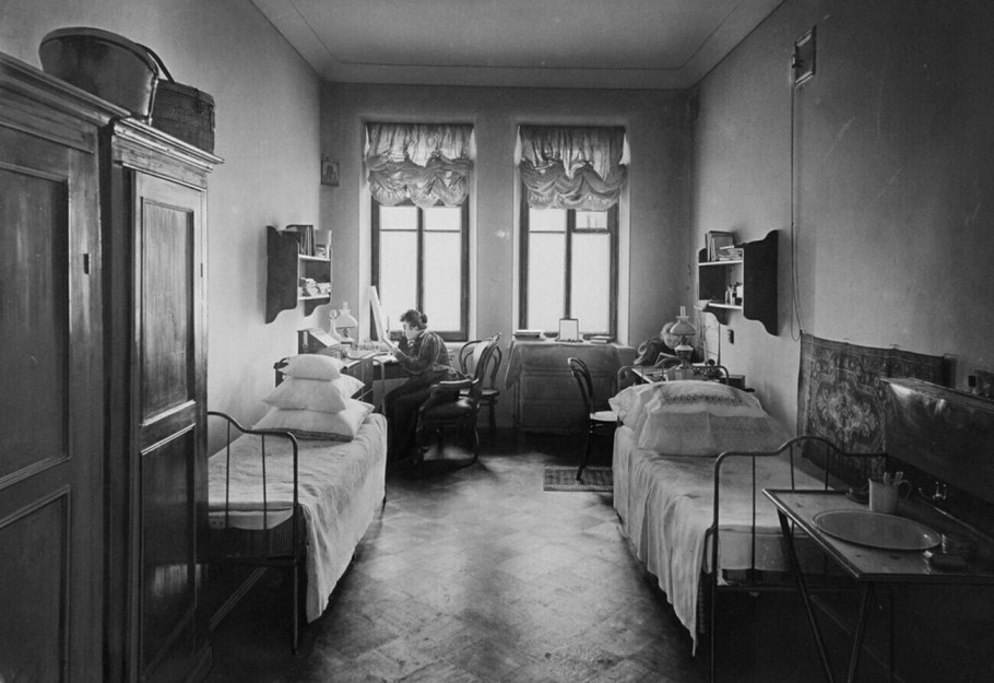 Общежитие в университете 19 века