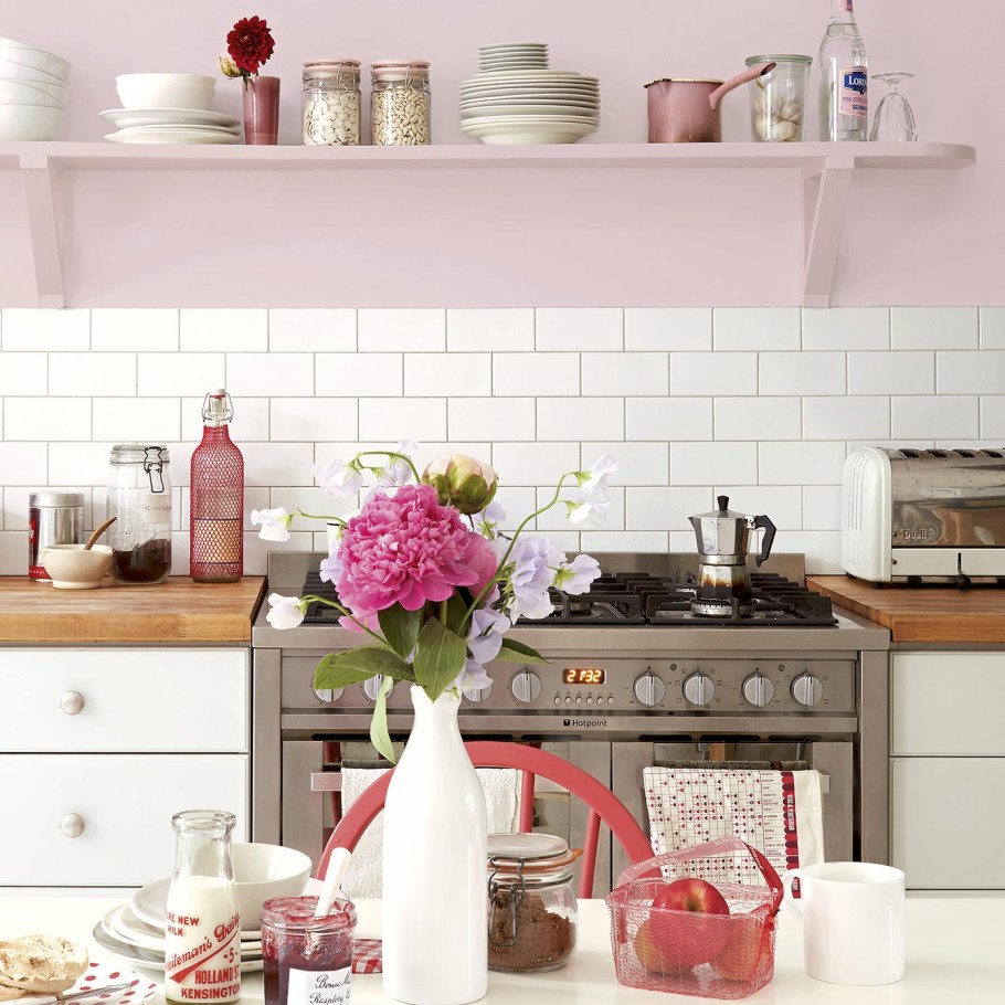 Кухня в лавандовом цвете