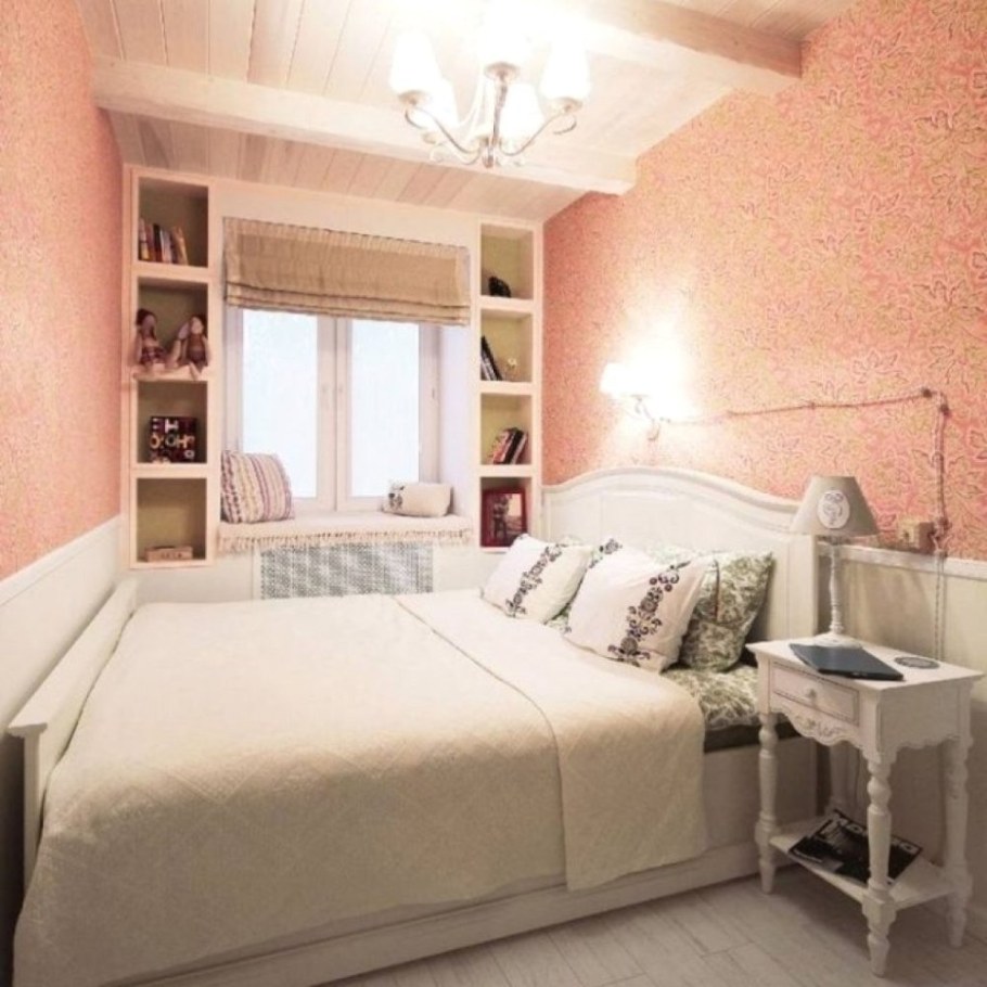 Спальня в маленькой комнате