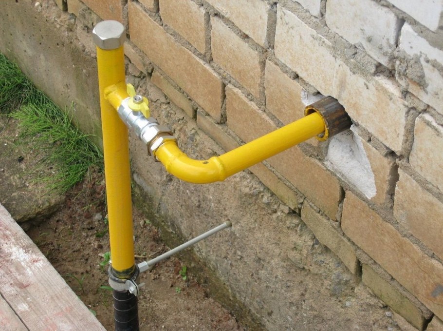 Цокольный ввод газопровода 32х25