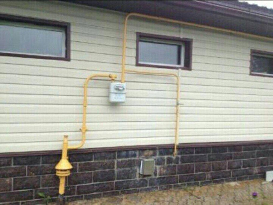 Газовая труба в частном доме