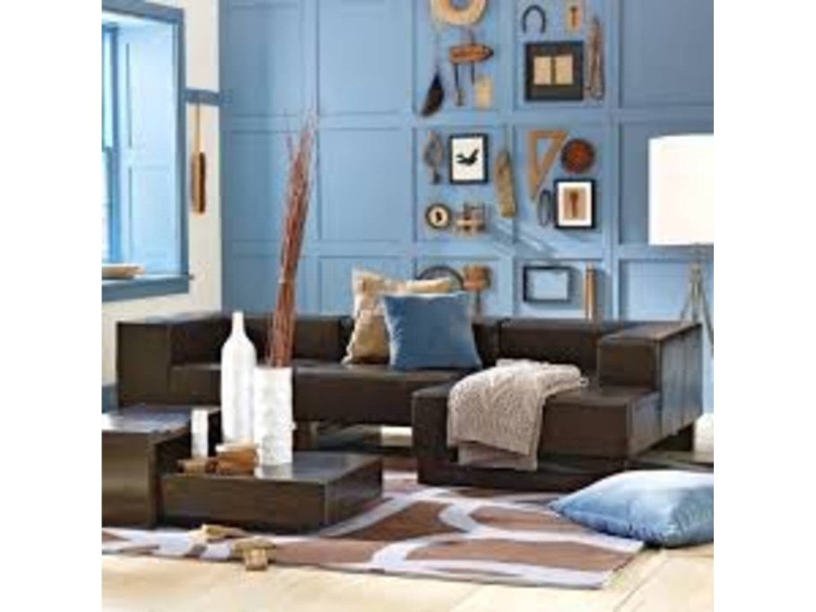 Сочетание голубого и коричневого в интерьере